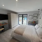 Seafront Bnb At Botany